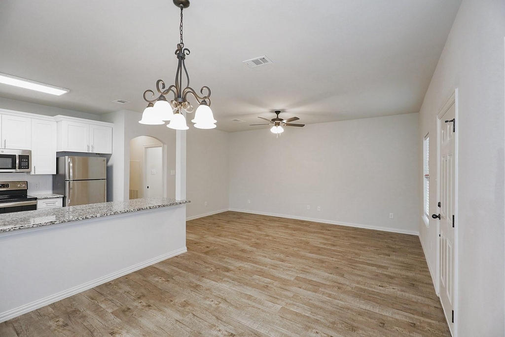 100 N Park Court - Photo 3