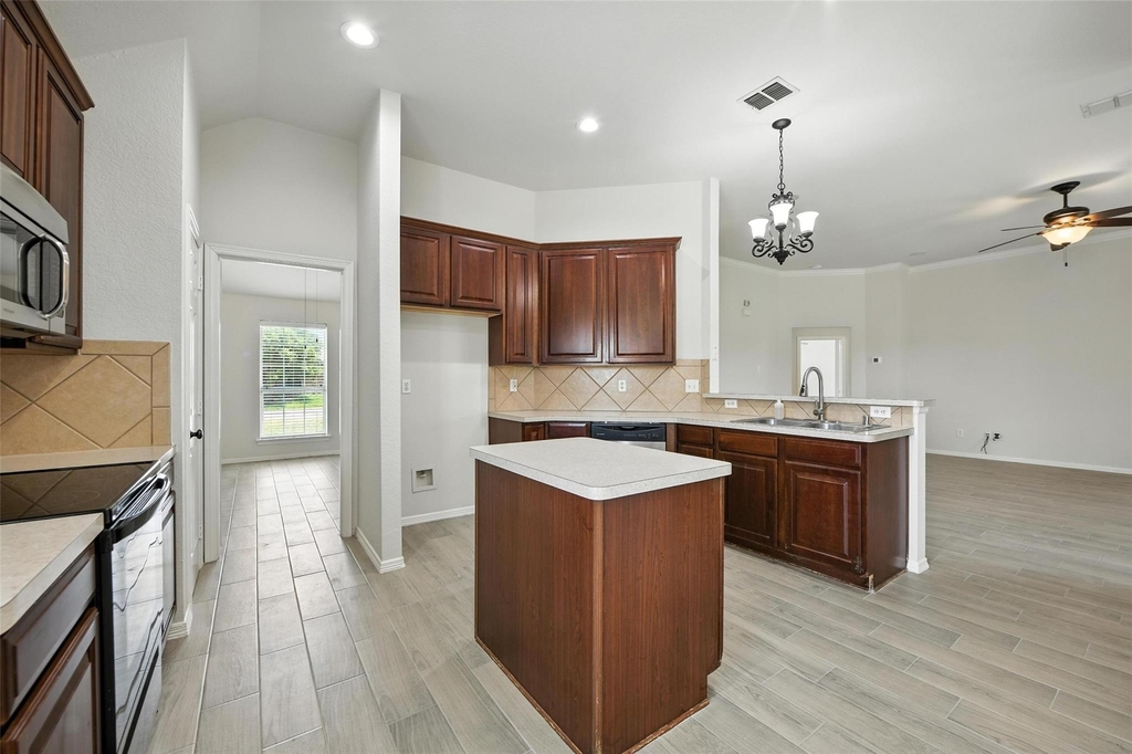 113 Shumard Drive - Photo 31