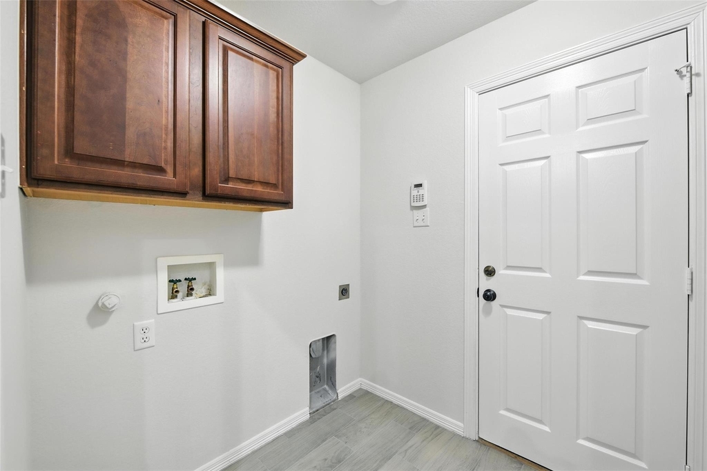 113 Shumard Drive - Photo 37