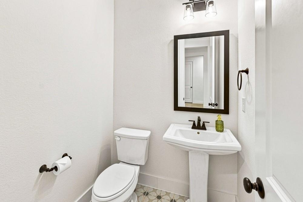 8716 Bur Oak Drive - Photo 19
