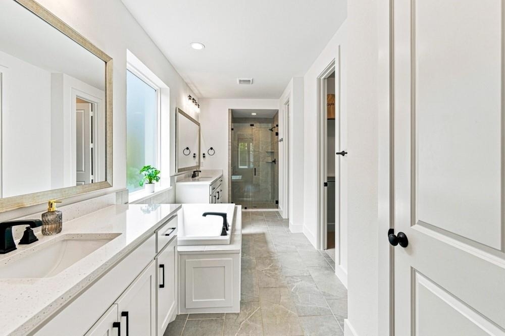 8716 Bur Oak Drive - Photo 9