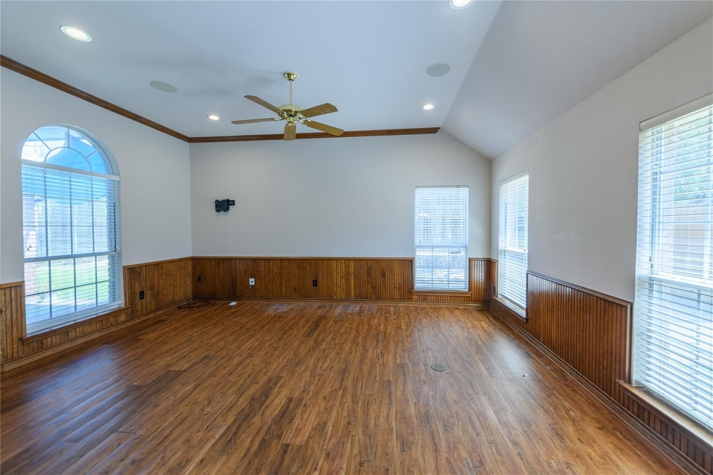 3120 Steve Drive - Photo 8