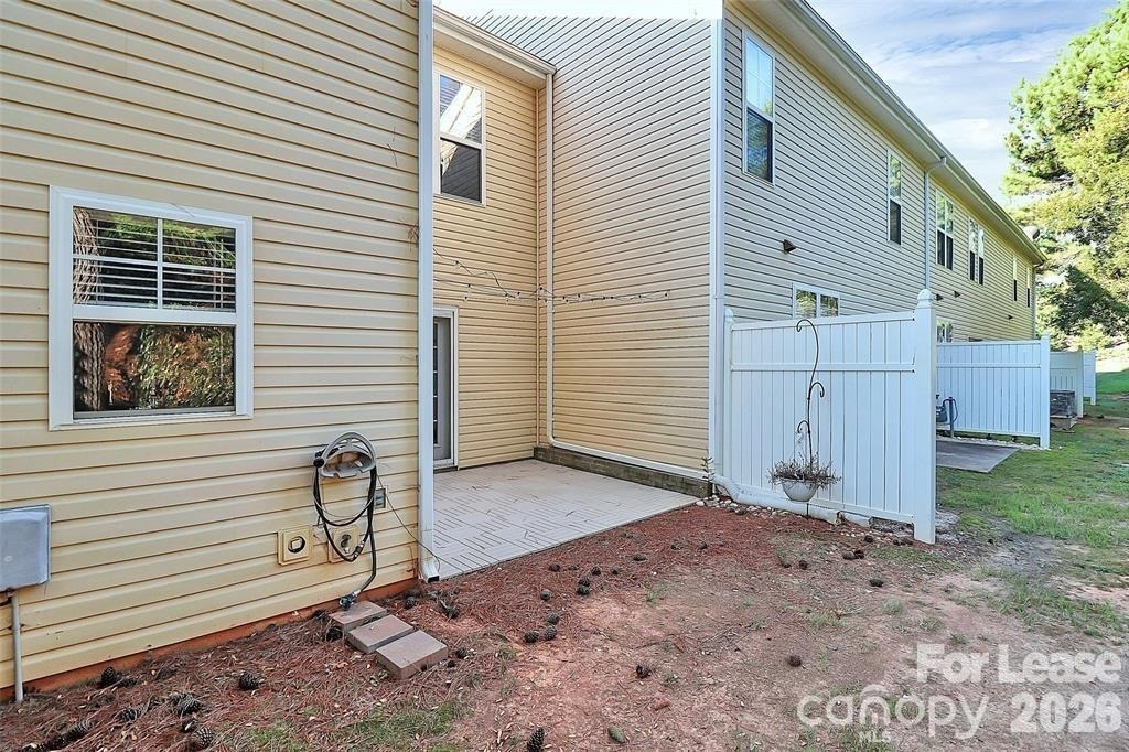 10978 Princeton Village Drive - Photo 11