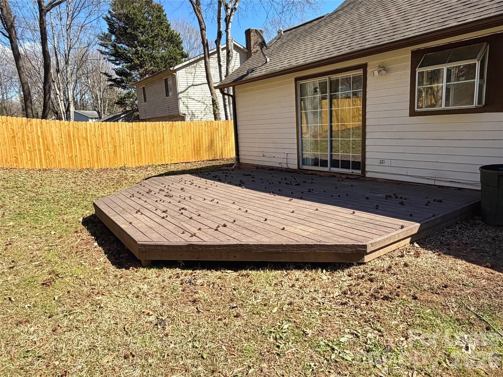 6621 Goldfinch Road - Photo 18