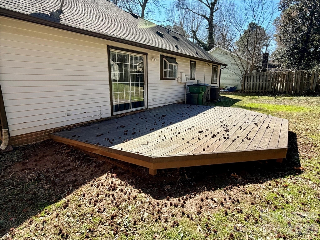6621 Goldfinch Road - Photo 19