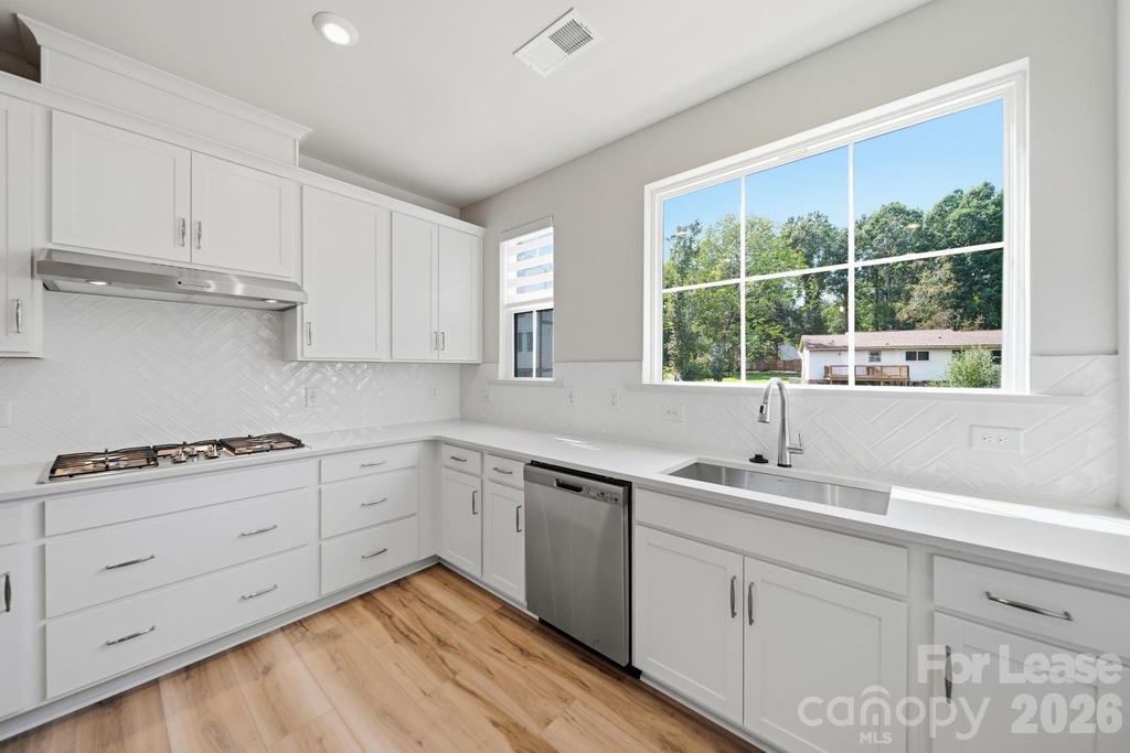 424 Old Town Village Road - Photo 17