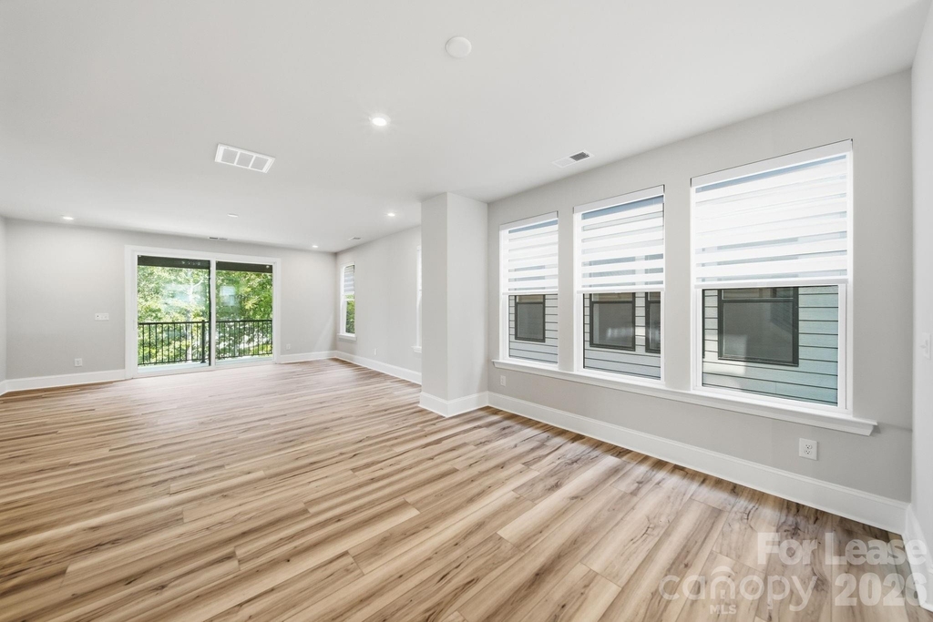 424 Old Town Village Road - Photo 19
