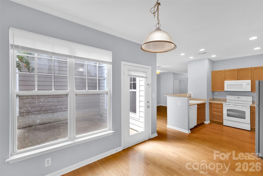 15407 St Christopher Court - Photo 3