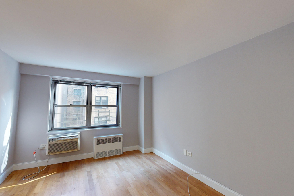 50 West 97th Street - Photo 6