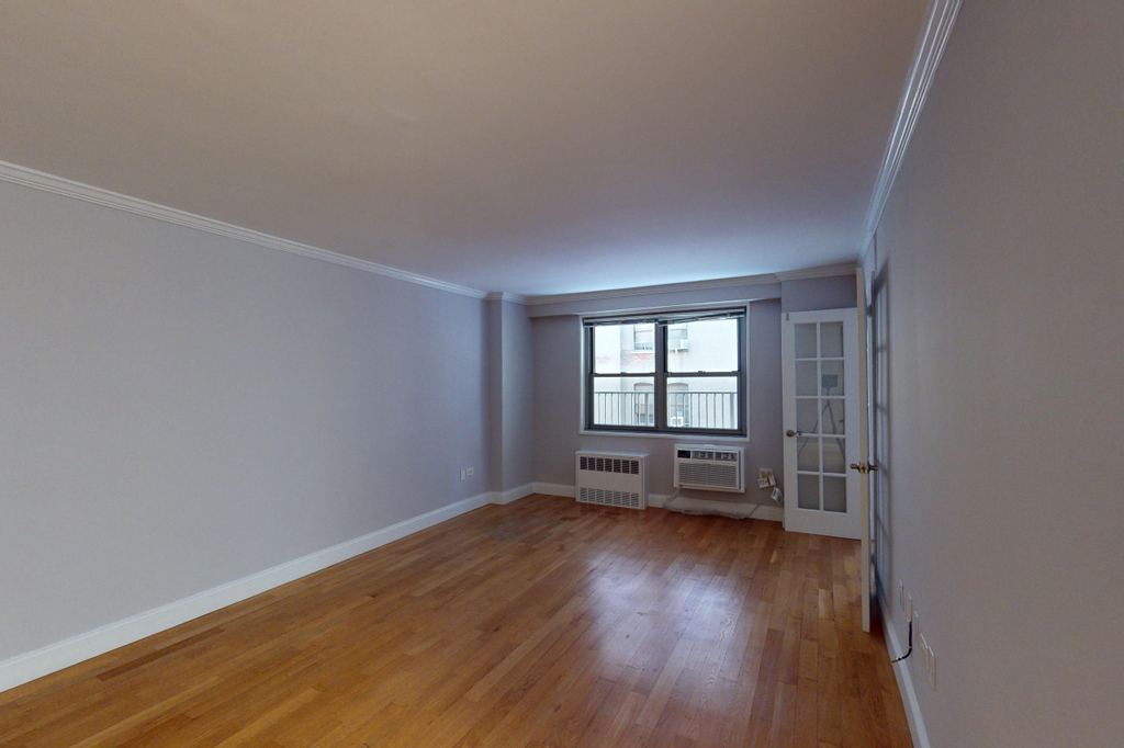 50 West 97th Street - Photo 1