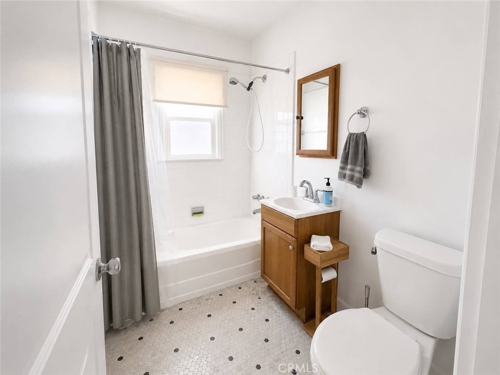 1716 7th Avenue - Photo 4