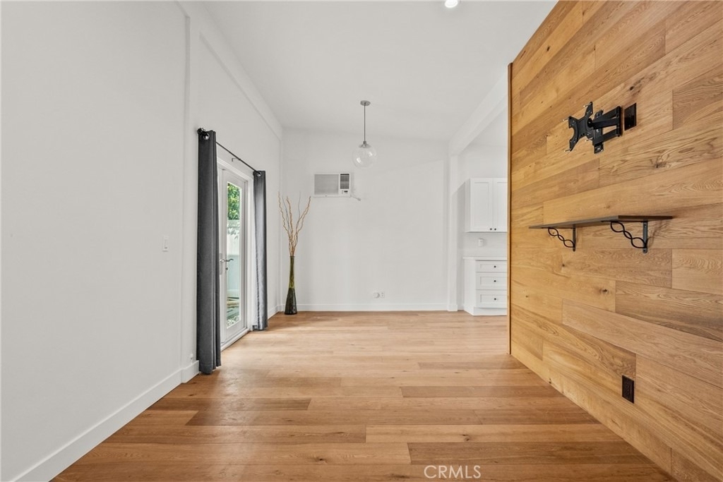 23036 Burbank - Photo 57