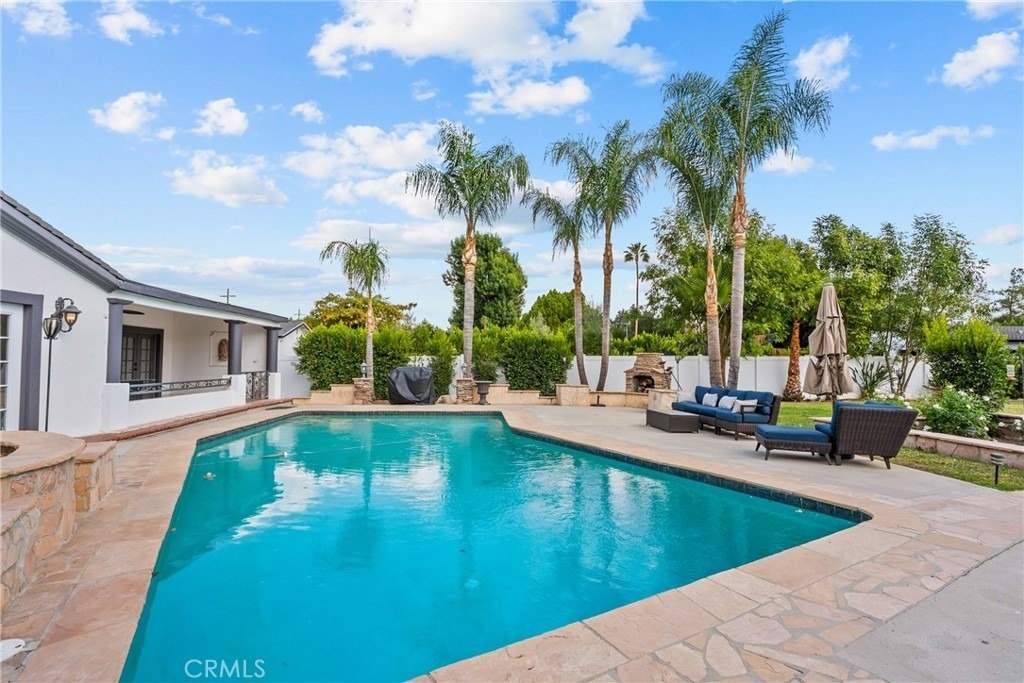 23036 Burbank - Photo 43