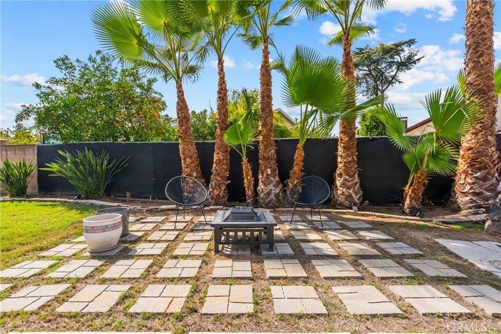 23036 Burbank - Photo 46