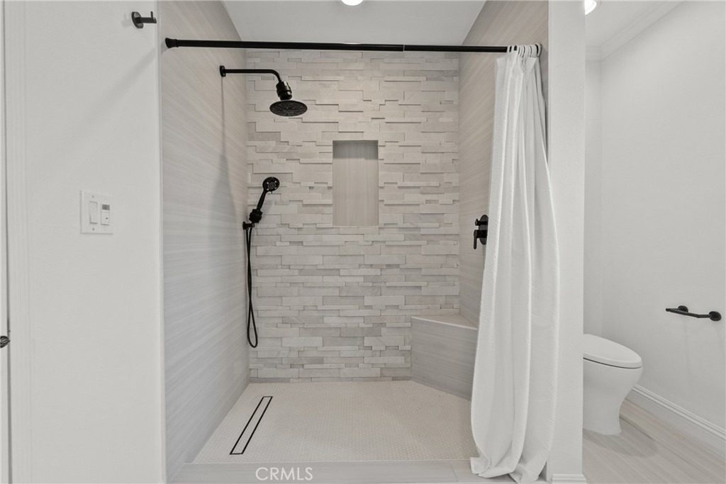 23036 Burbank - Photo 31