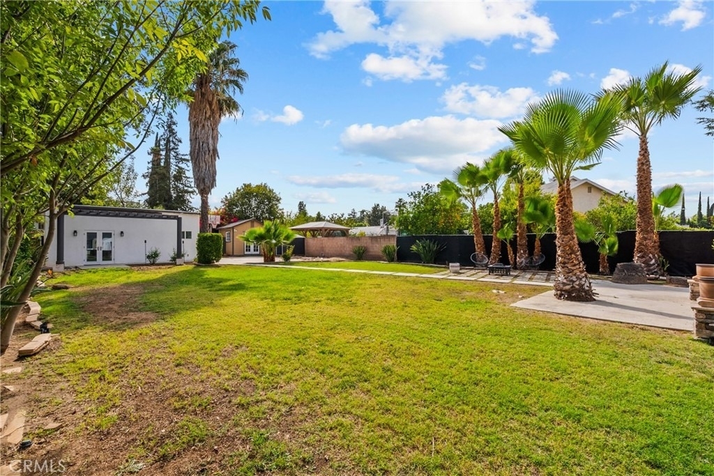 23036 Burbank - Photo 47