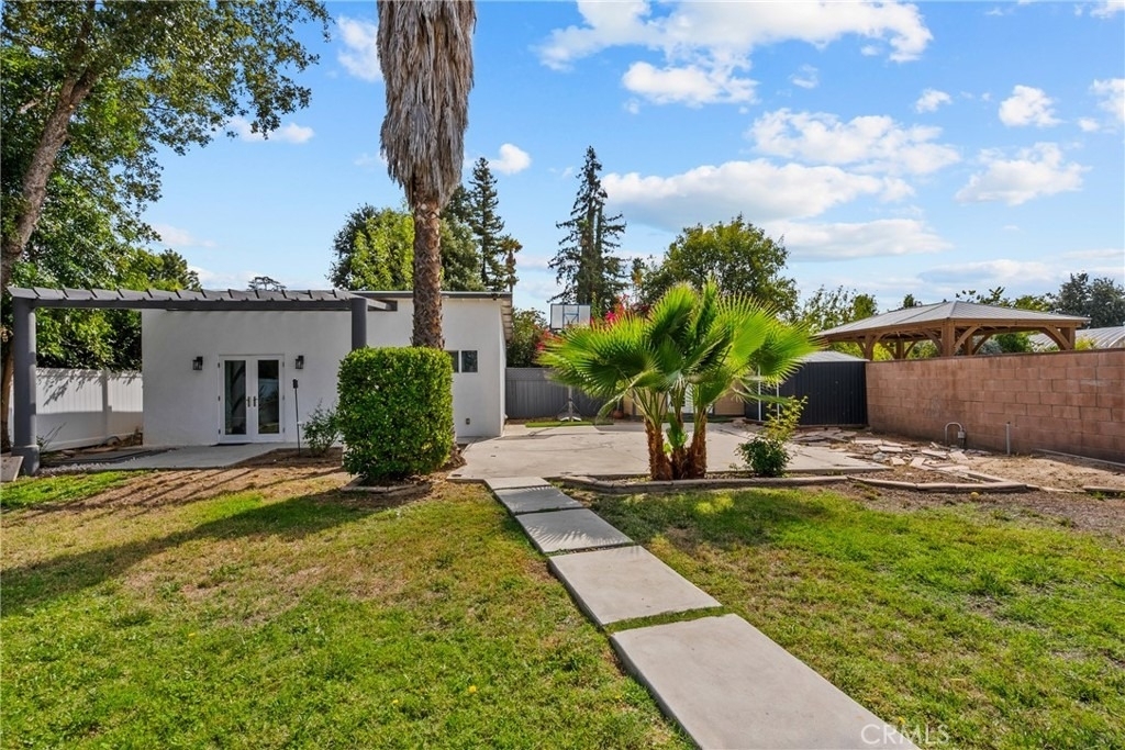 23036 Burbank - Photo 50
