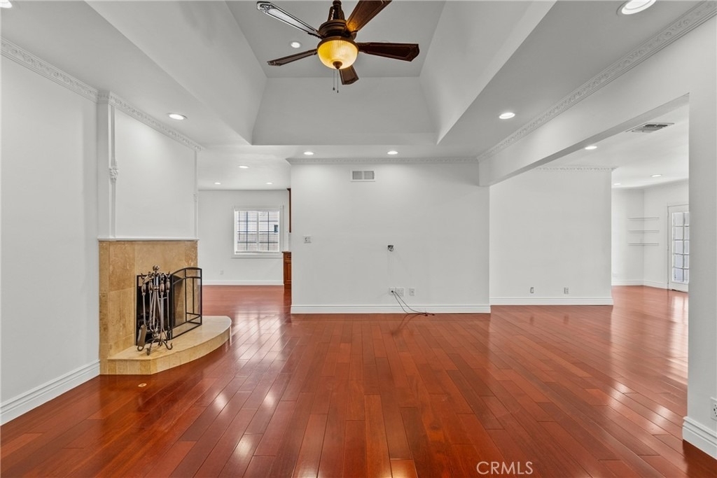 23036 Burbank - Photo 20