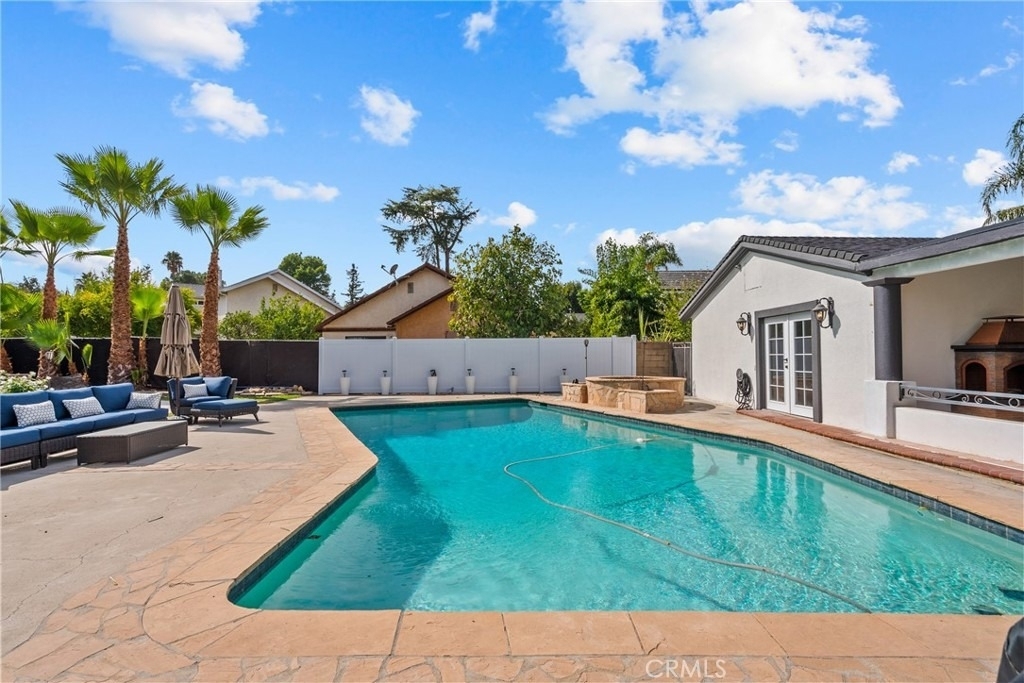 23036 Burbank - Photo 40