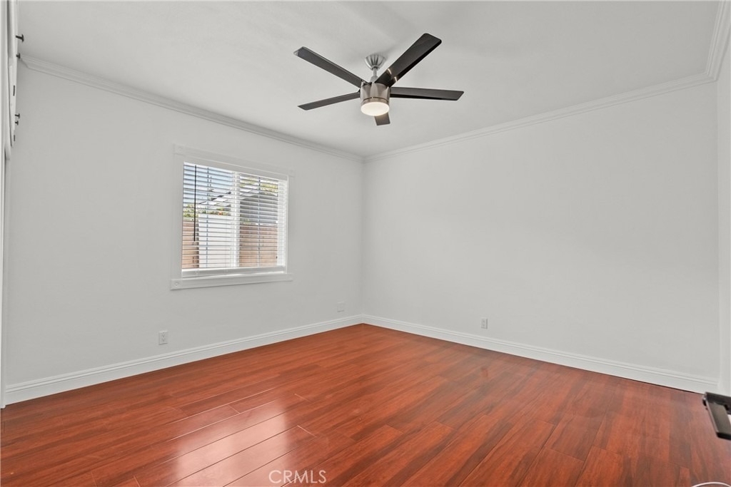 23036 Burbank - Photo 27
