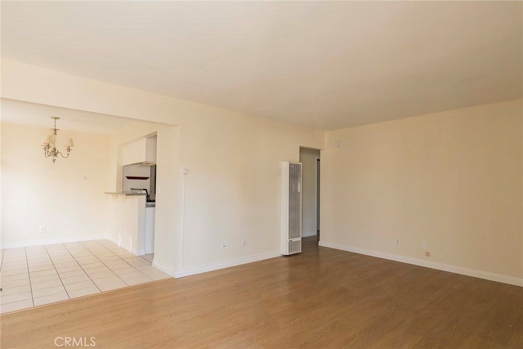 1932 Gates Avenue - Photo 3