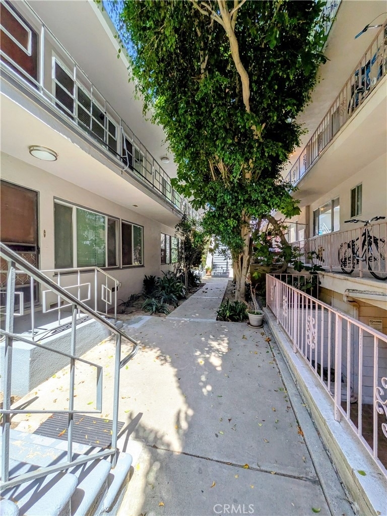 1019 6th Street - Photo 17