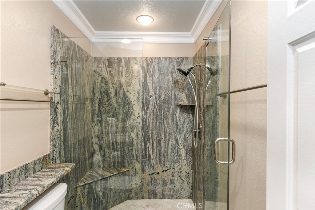 2550 Reynolds Drive - Photo 18