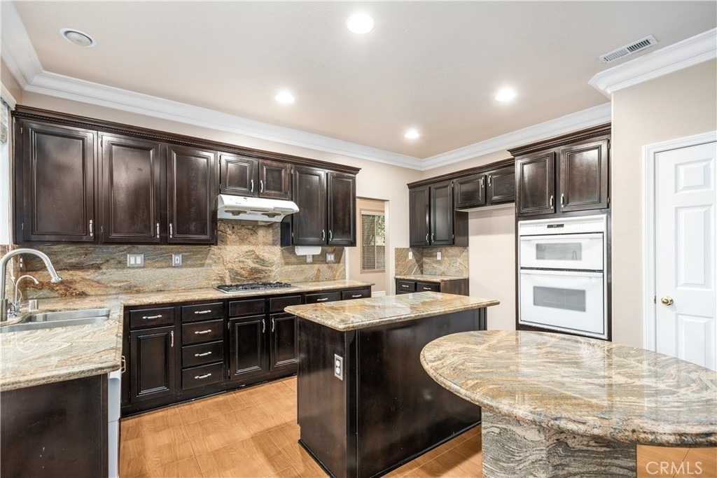 2550 Reynolds Drive - Photo 7