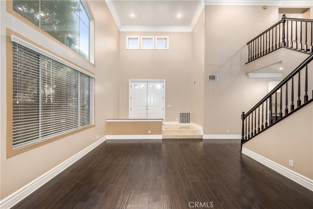 2550 Reynolds Drive - Photo 6