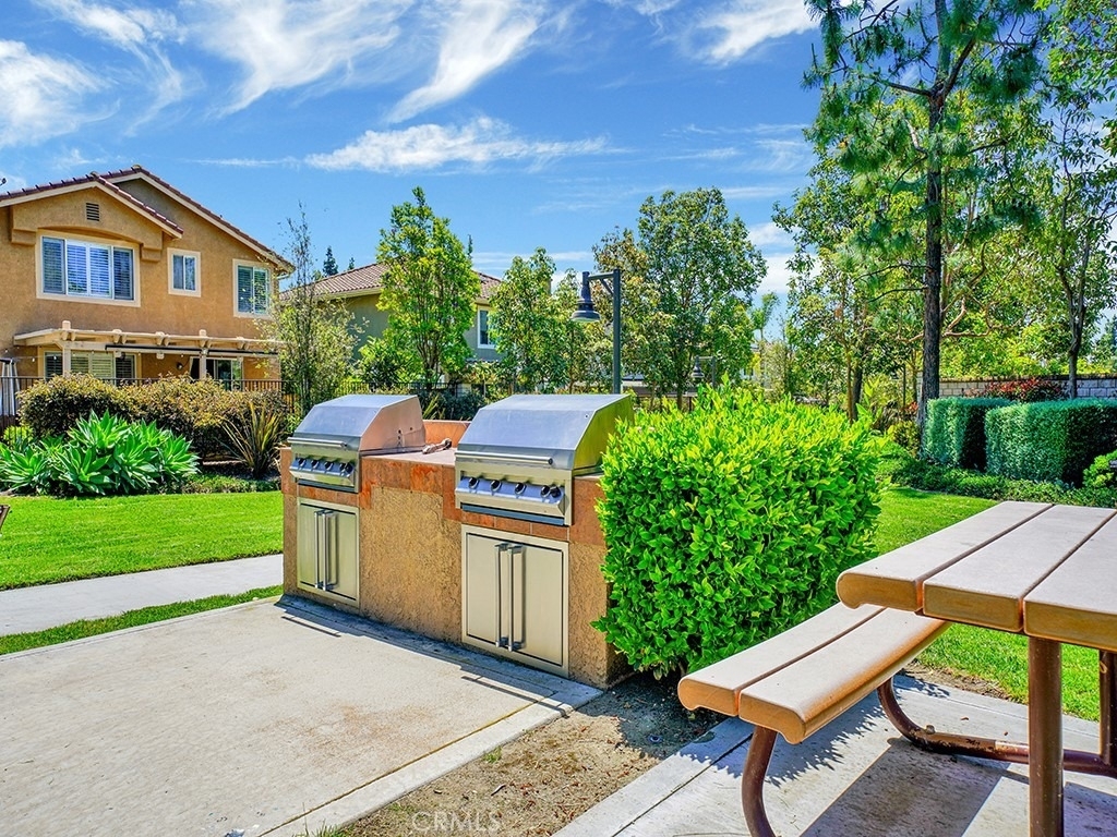 2550 Reynolds Drive - Photo 34