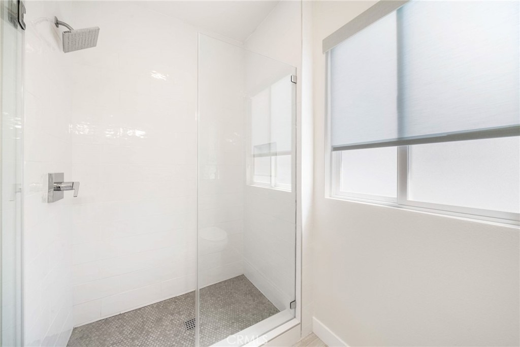 2573 Elden Ave - Photo 22