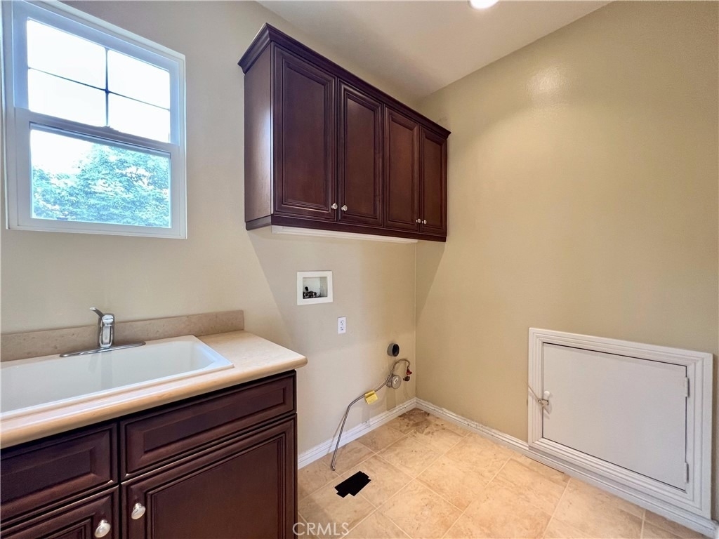 3974 E Callaway Drive - Photo 17