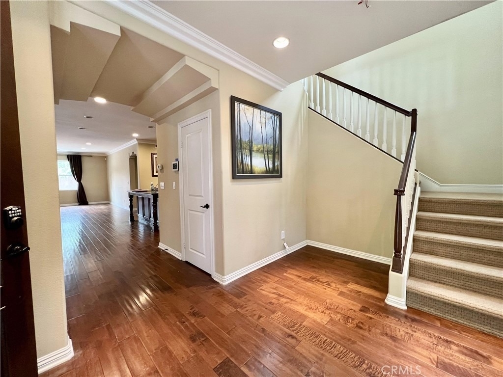 3974 E Callaway Drive - Photo 2