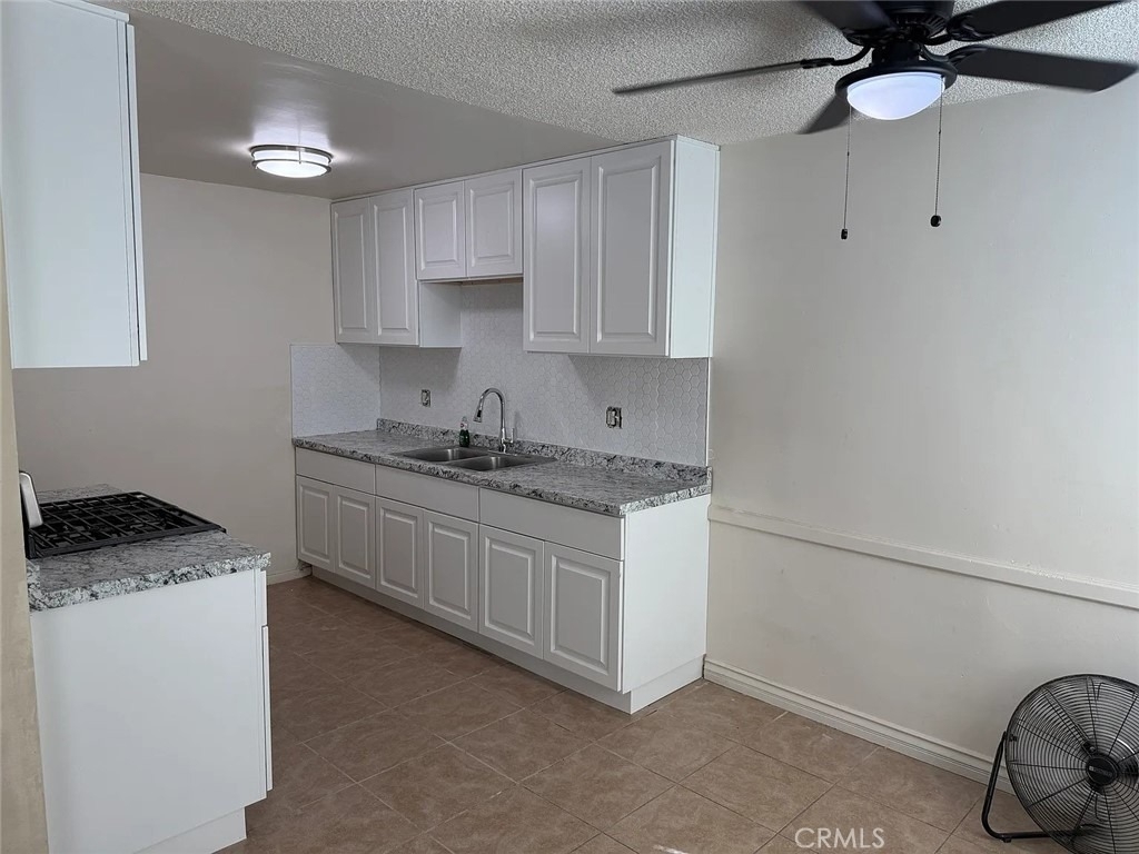 1328 Randy St - Photo 7
