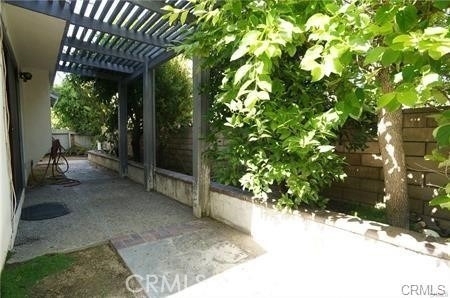 333 Genoa - Photo 18