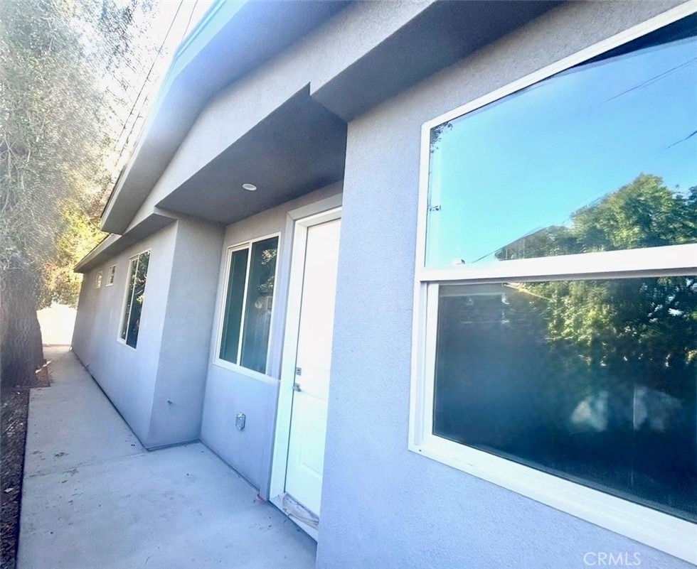 317 N Shamrock - Photo 3