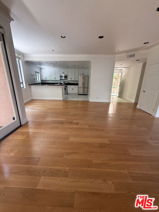 1238 S Holt Avenue - Photo 11