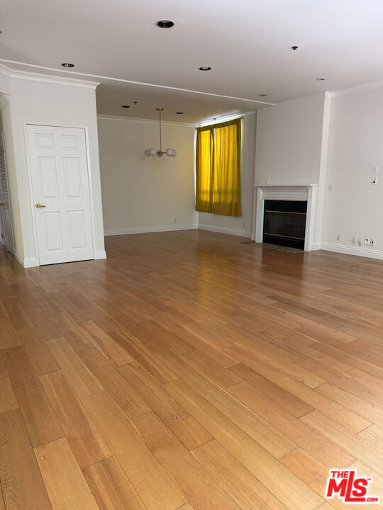 1238 S Holt Avenue - Photo 2