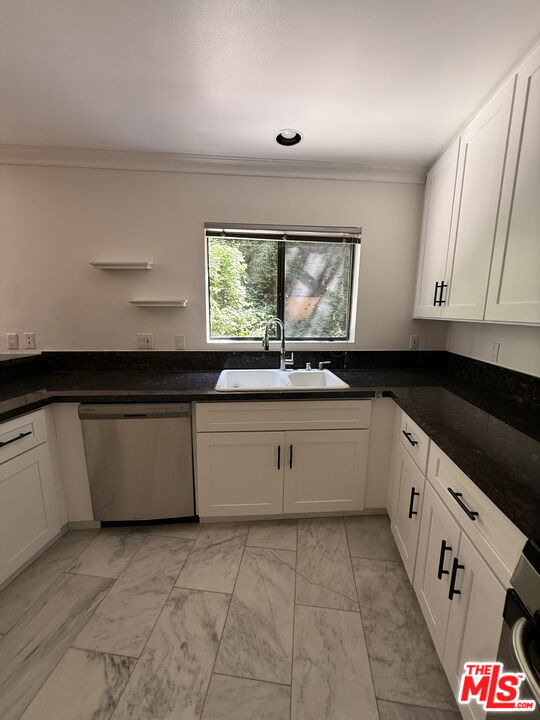 1238 S Holt Avenue - Photo 29