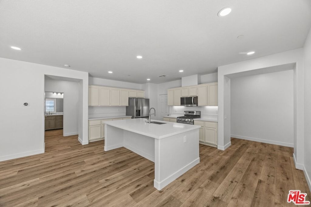 15769 Agave Avenue - Photo 6