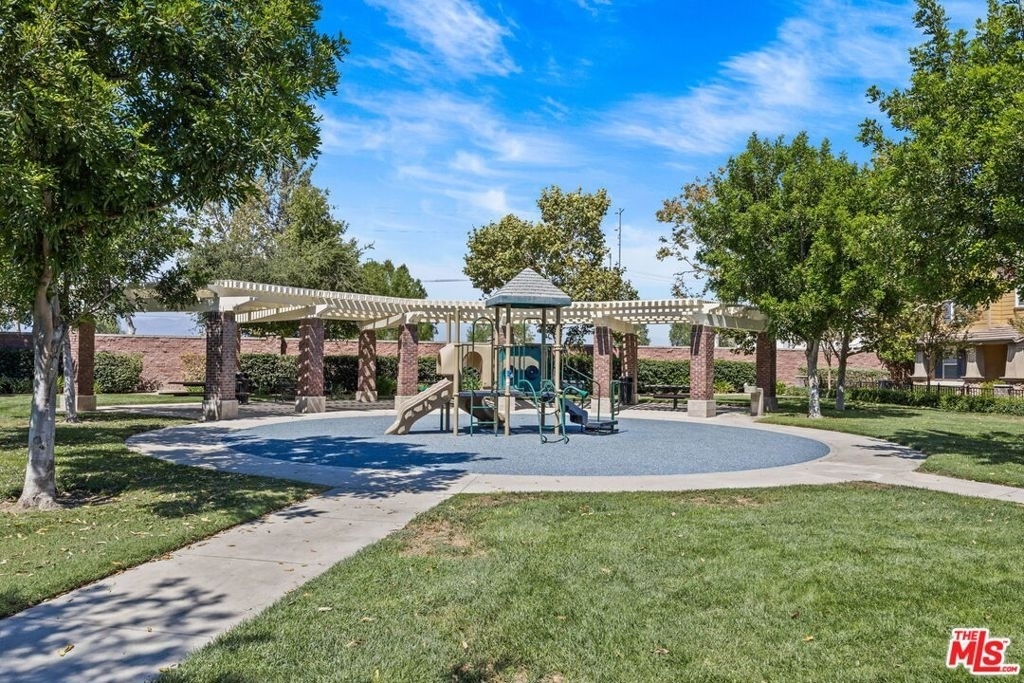 15769 Agave Avenue - Photo 37