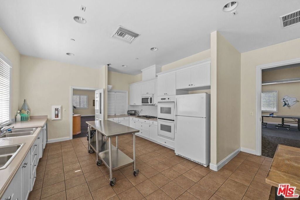 15769 Agave Avenue - Photo 43