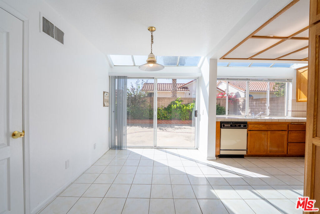 12023 Stone Gate Way - Photo 22