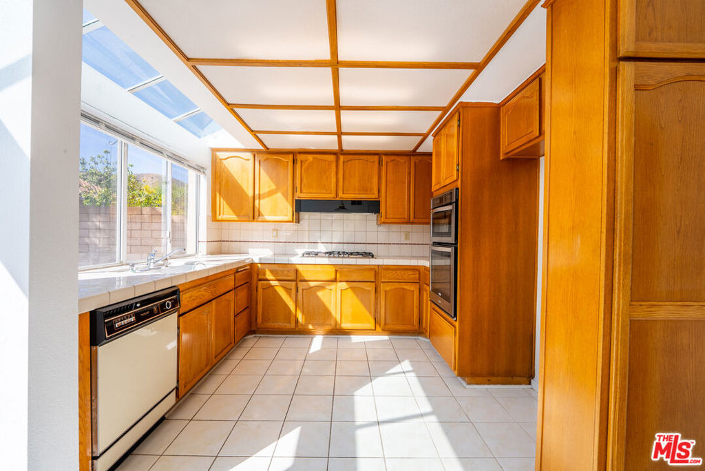 12023 Stone Gate Way - Photo 25
