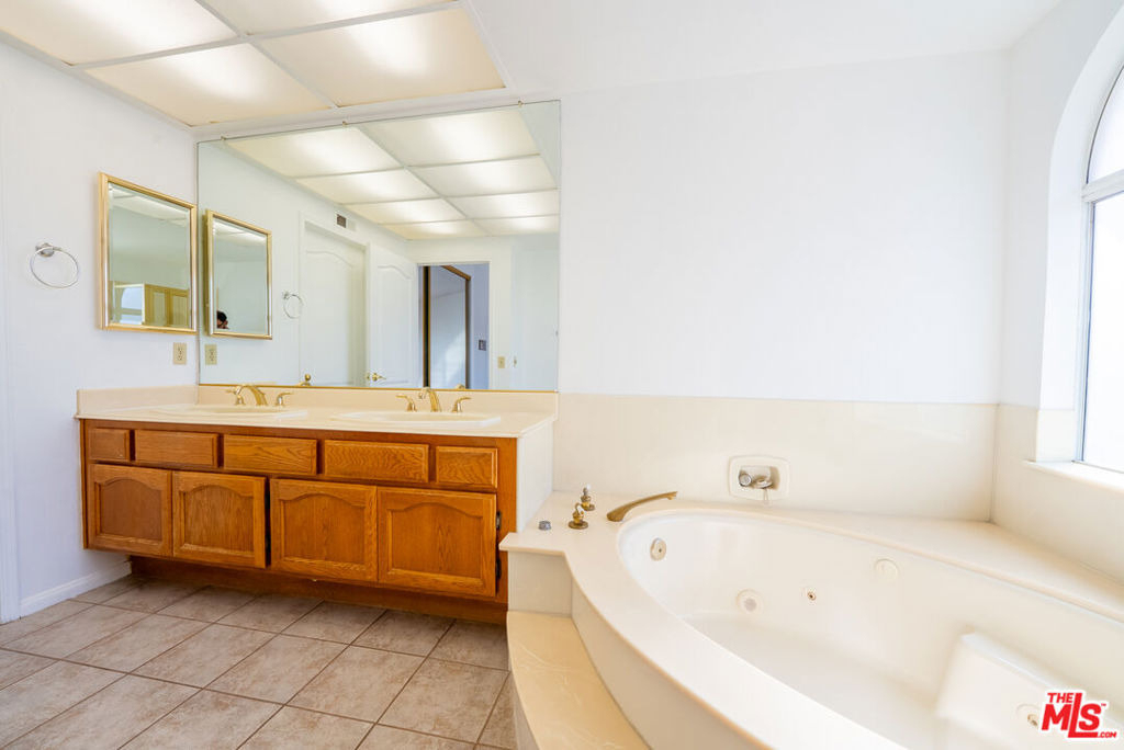 12023 Stone Gate Way - Photo 50