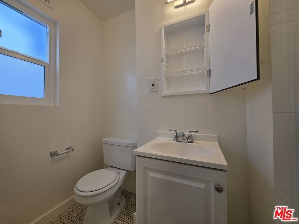 1711 Malcolm Avenue - Photo 16