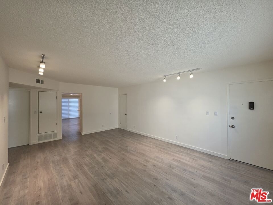 1711 Malcolm Avenue - Photo 27
