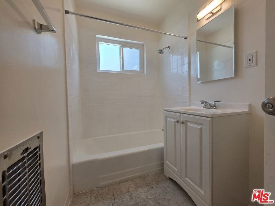 1711 Malcolm Avenue - Photo 24
