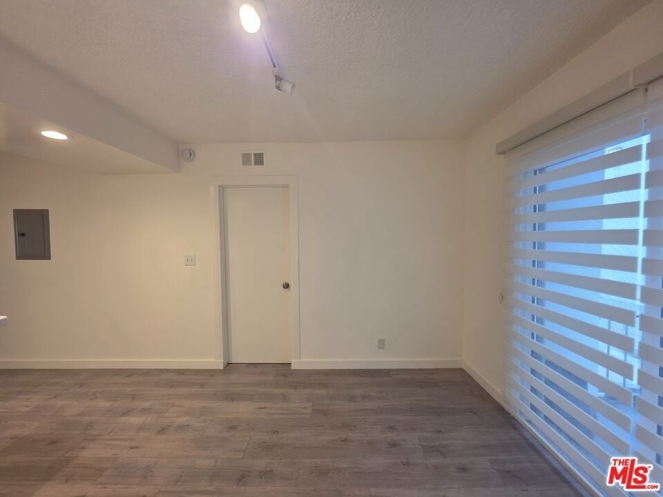 1711 Malcolm Avenue - Photo 35