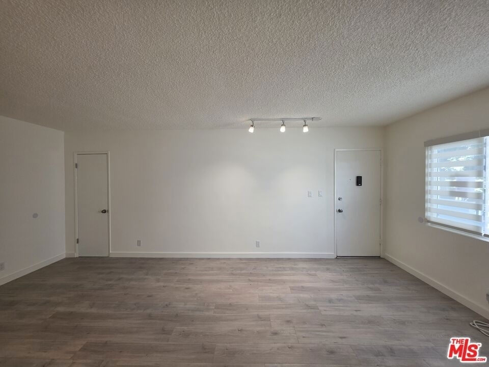 1711 Malcolm Avenue - Photo 28